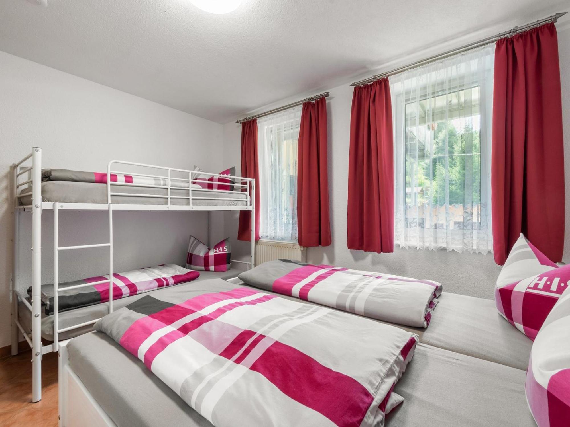 Modern apartment in Sebnitz with a terrace in Sebnitz Exterior foto