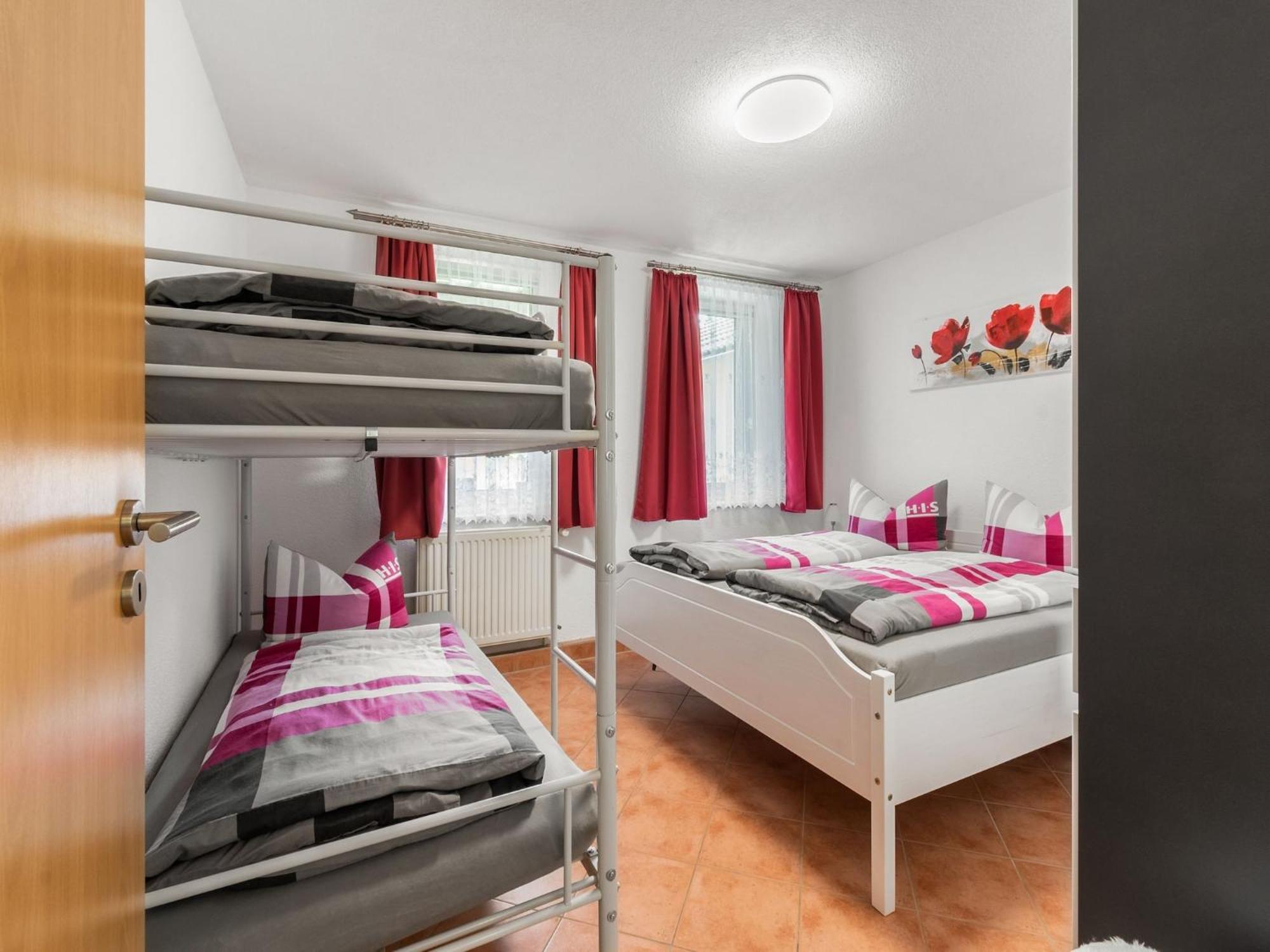Modern apartment in Sebnitz with a terrace in Sebnitz Exterior foto